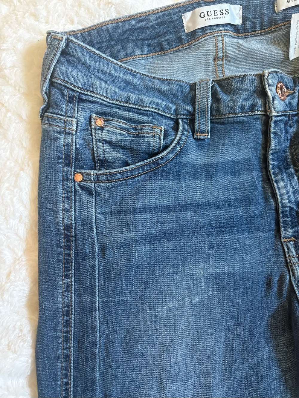 GUESS Mid-Rise Skinny Jeans - Denim Blue Size 27